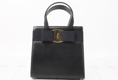 440-04322 Ｆｅｒｒａｇａｍｏ ハンドバッグ