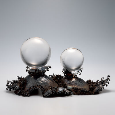 平安永寿斎造　純銀波濤台水晶玉置物宝石鑑定書付（共箱）