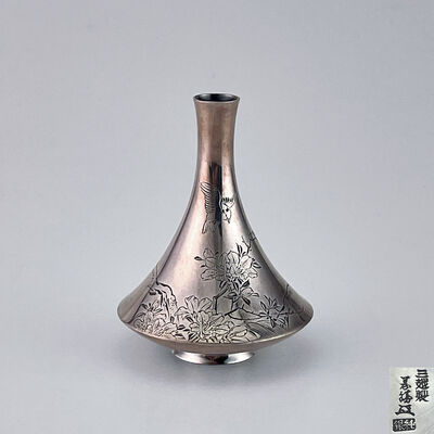 三越製 義勝刻 純銀花鳥刻小花瓶（木箱）