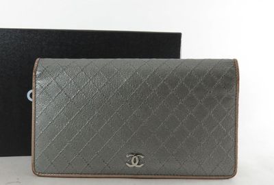 440-04401 ＣＨＡＮＥＬ 財布