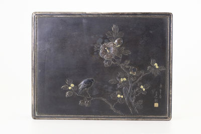 芳山刻 純銀製金銀象嵌花草紋 金工盒