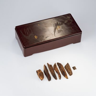 鳩居堂沈香一組