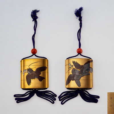 古満休伯作金地雀図印籠