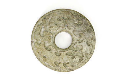 古玉奎龍纏枝紋璧（箱付）