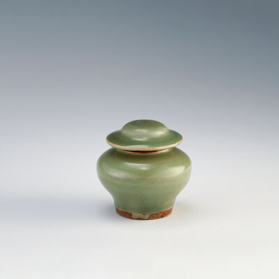 青磁酒合蓋壺（袋付箱付）