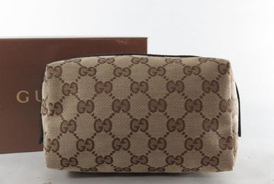 440-04256 Ｇｕｃｃｉ ポーチ