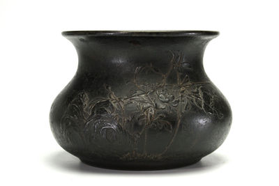 琢斋 銅製花卉紋香爐