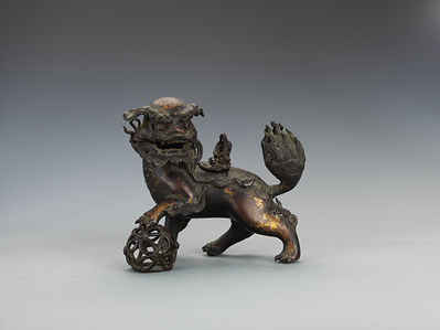 198 古銅瑞獅戲球香爐