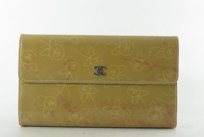 440-00661 ＣＨＡＮＥＬ 財布