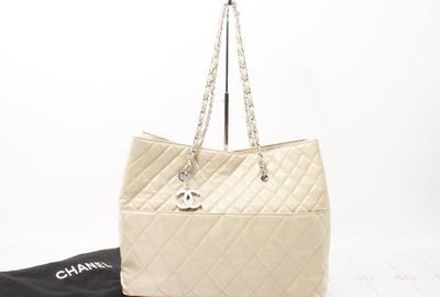 440-04085 ＣＨＡＮＥＬ トートバッグ