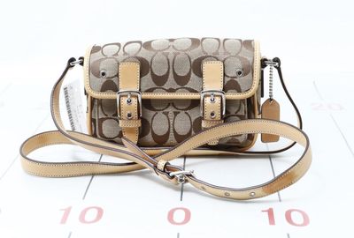 440-00008 ＣＯＡＣＨ ショルダーバッグ