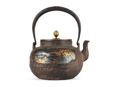 光玉堂名人佐藤提造斑紫銅蓋金銀象嵌山水図甑口丸形鉄瓶共箱　辰-95