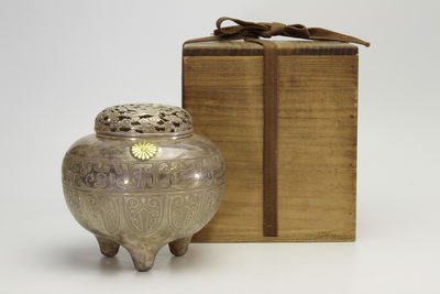 天皇御賜 吉祥花鳥文 純銀香爐（箱付）