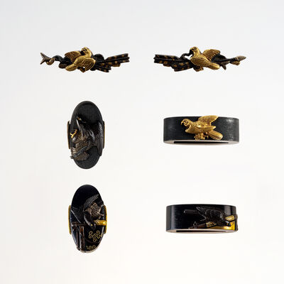 鷹図緣頭 目貫·台架猛禽図緣頭 鑑定書有（皆木箱）