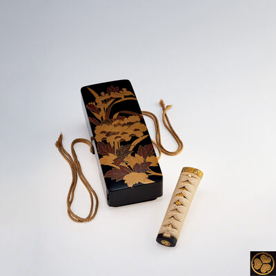 刀装具 柄 花卉蒔絵箱附（木箱）