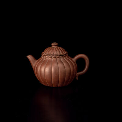 朱泥輪花急須（収蔵箱）